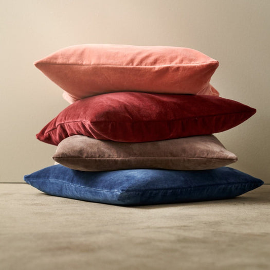 Sametti Pink tyynynpäällinen 50x50 cm