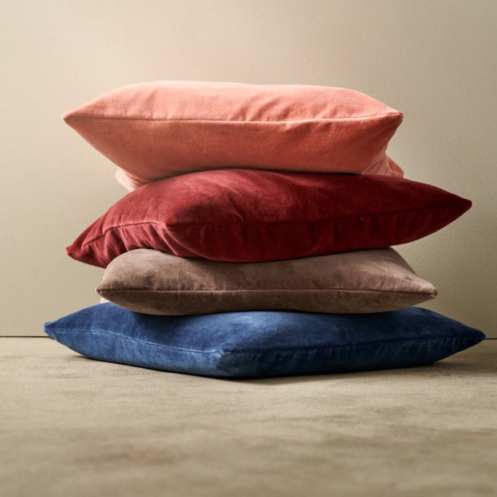 Velvet Pink tyynynpäällinen 50x50 cm