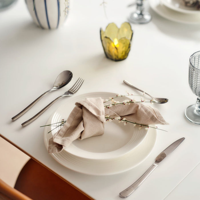 Tunnelmallisia hetkiä pöydän äärellä - ihania kattausideoita!